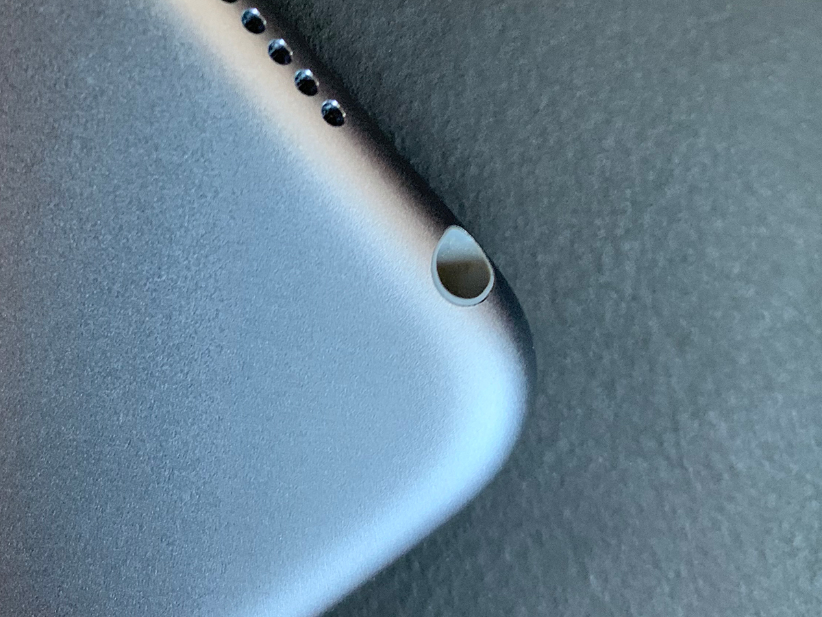 A headphone port