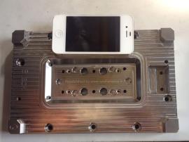 iPhone 6 leak points to a larger 4.7in screen
