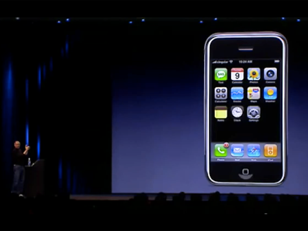 A look back at the iPhone launch (by Tom Dunmore, Stuff 1999-2009)