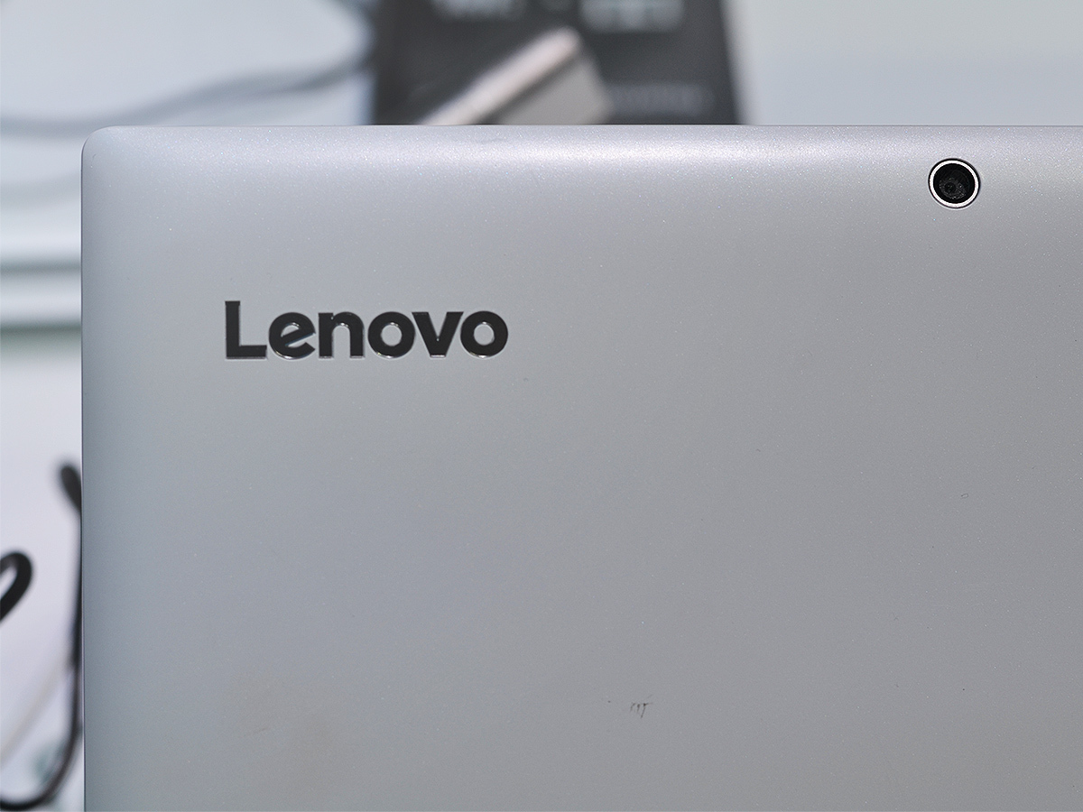 Lenovo Miix 320: built on a budget