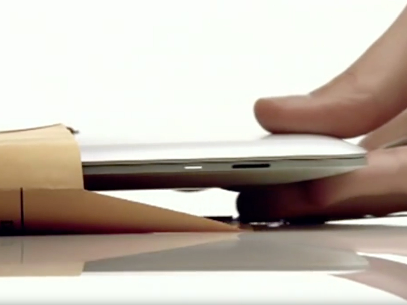 MacBook Air: thinny thin thin