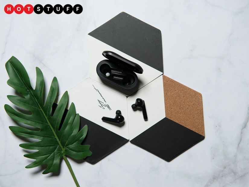 Mobvoi Earbuds Gesture let you control your music with your head