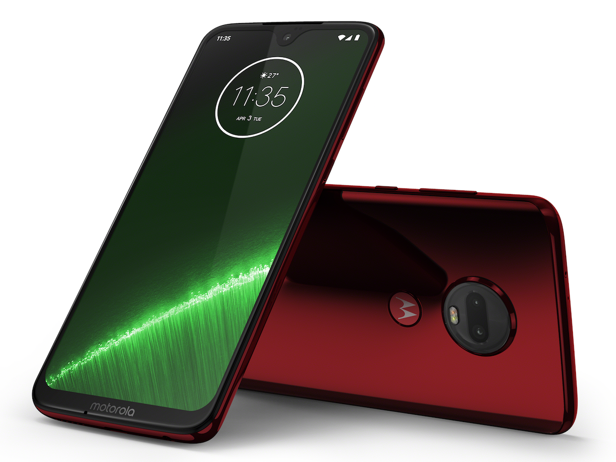 1) The Moto G7 Plus is the shooting superstar