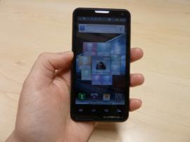 Motorola MOTOLUXE hands on review
