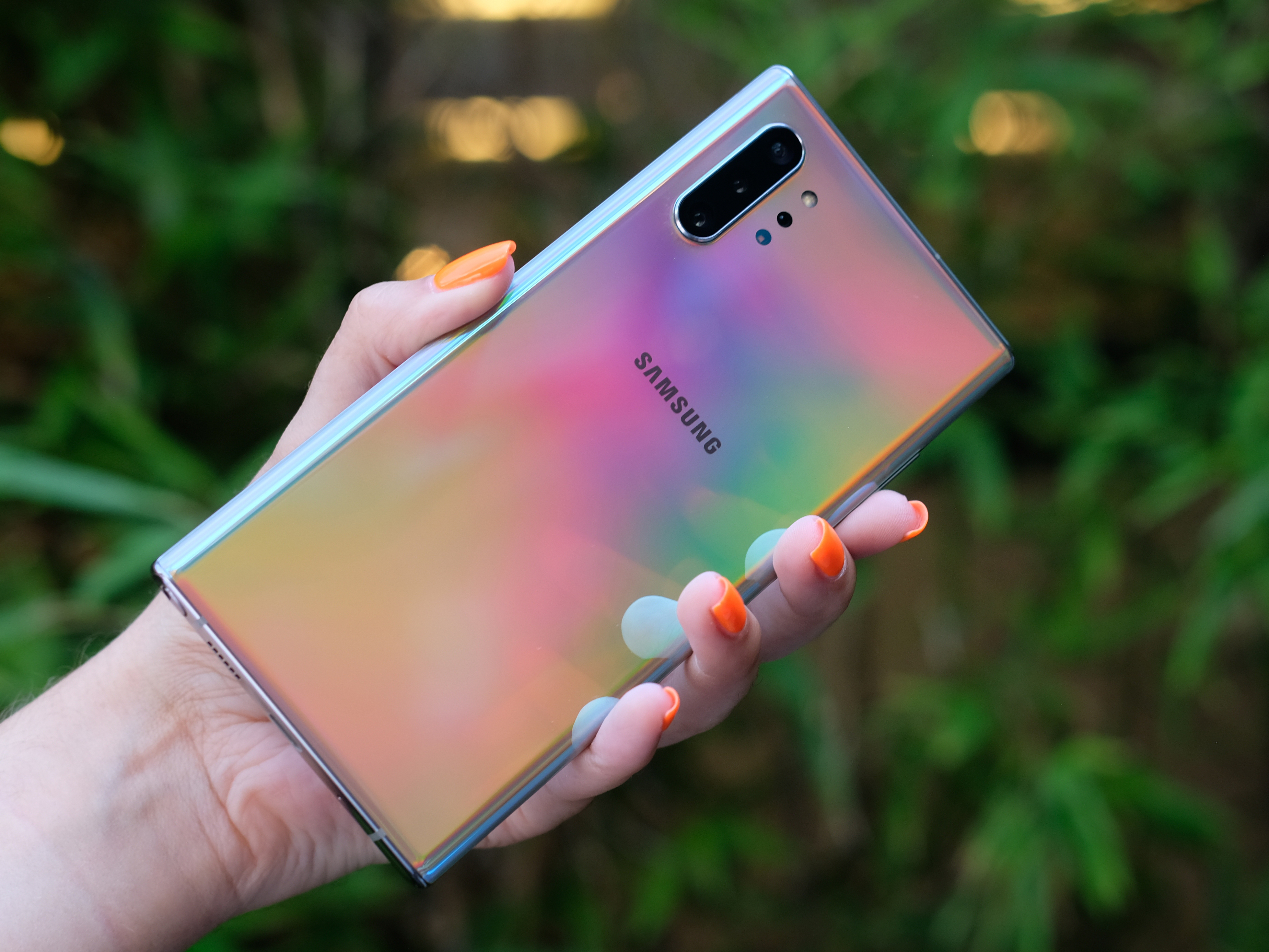 Телефон нот 10 цена. Samsung Galaxy s10 Note. Samsung Galaxy Note 10+. Samsung Galaxy Note 10 Pro. Samsung Galaxy ноут 10.