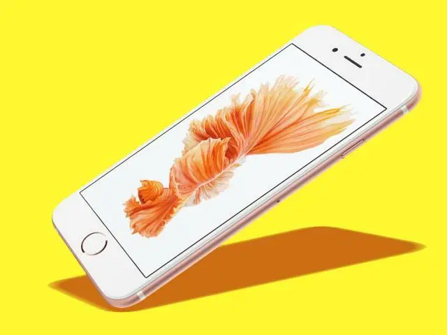 26) iPhone 6s (2015)