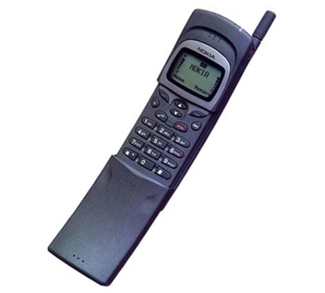 Nokia 8110 (1996)