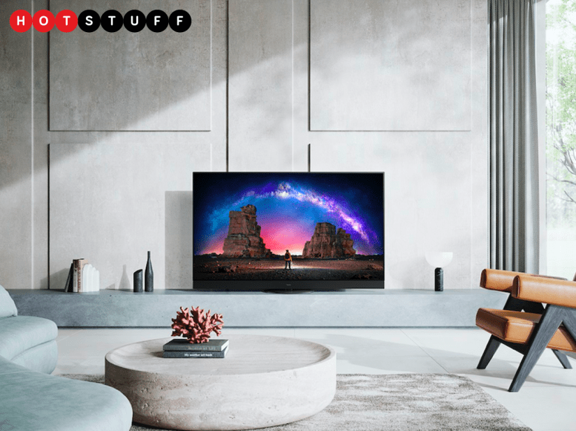 Panasonic’s JZ2000 flagship TV is an adaptive 4K OLED powered by AI