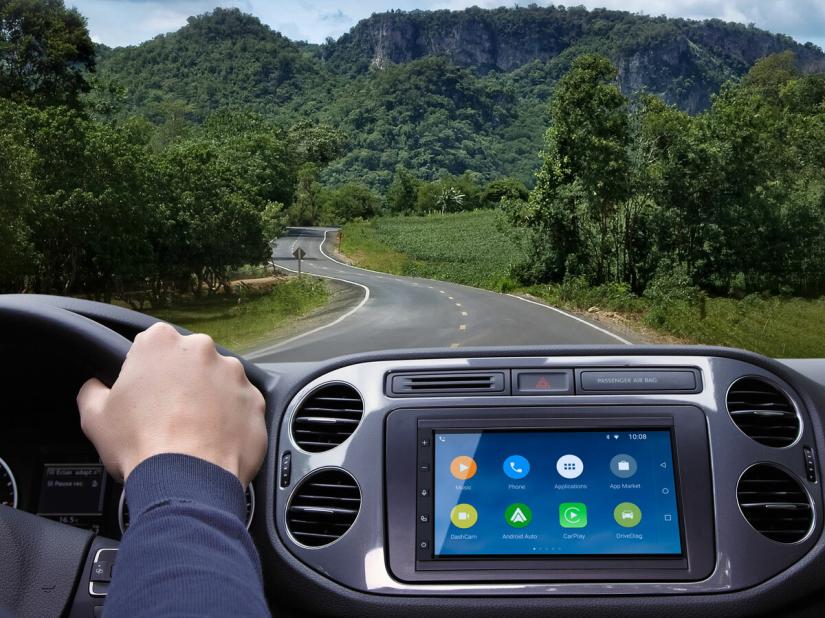 CES 2015: Parrot RNB6 brings Android Auto and Apple CarPlay into almost any motor
