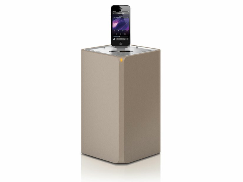 Philips reveals Lightning-equipped iPhone docks