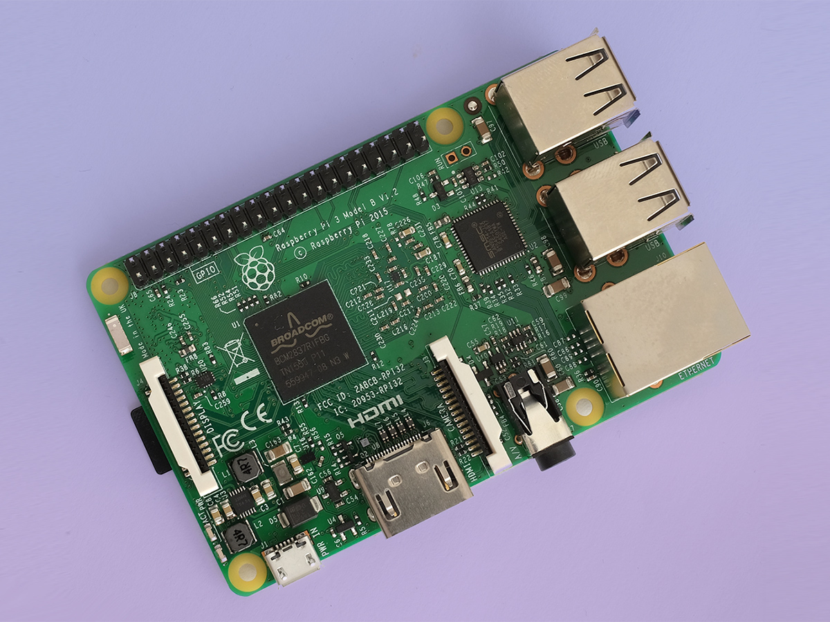 8) Raspberry Pi 3