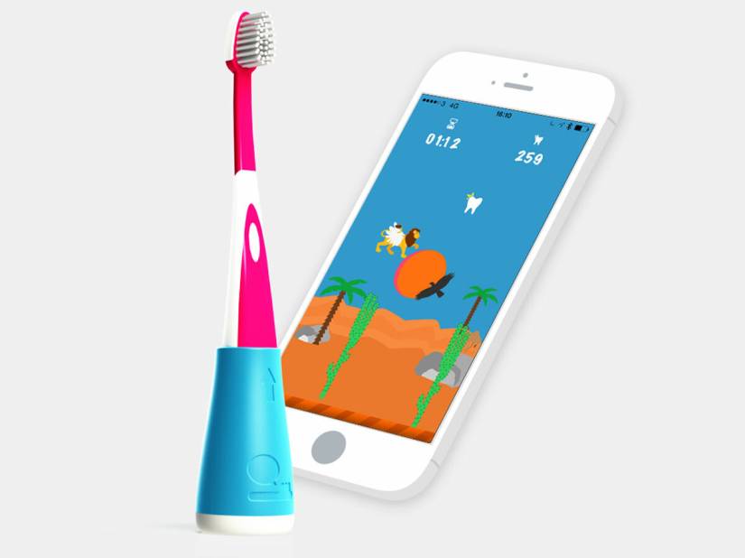 Playbrush dongle turns dental hygiene into a video game