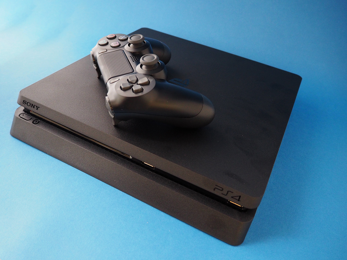 Sony PlayStation 4 Slim review: This slimmed-down PS4 is for bargain  hunters only - CNET