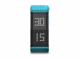 Pulse Play wristband keeps your tennis, squash or badminton score so you don’t have to