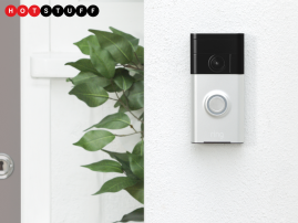 This super-smart doorbell lets you answer the door from anywhere