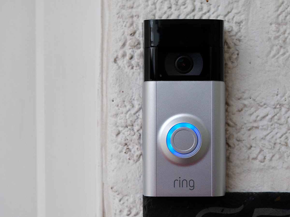 RING VIDEO DOORBELL 2 PLUS AMAZON ECHO DOT (SAVE £100)