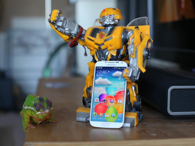 Samsung Galaxy S4 tough phone coming soon