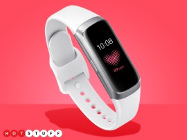 Samsung Galaxy Fit keeps fitness tracking simple