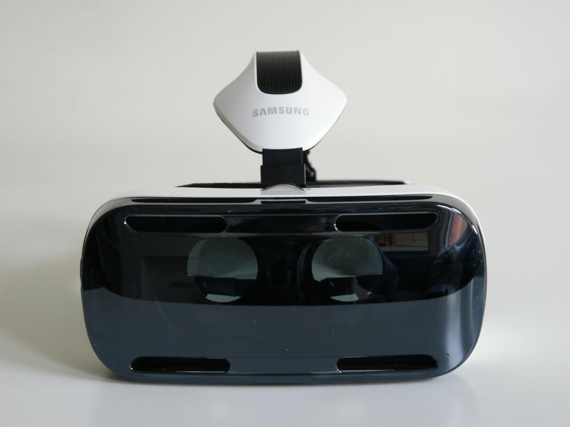 Samsung Galaxy S6 and S Edge will reportedly support Gear VR
