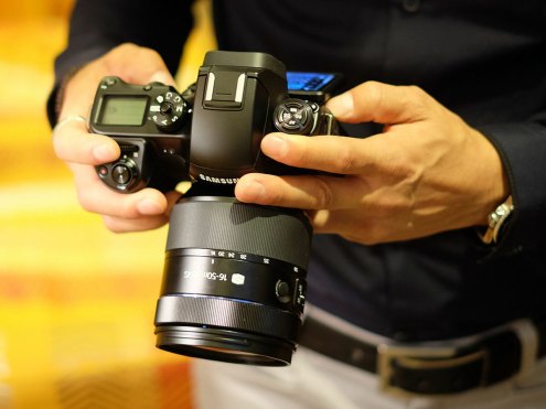 Samsung NX1 hands-on preview