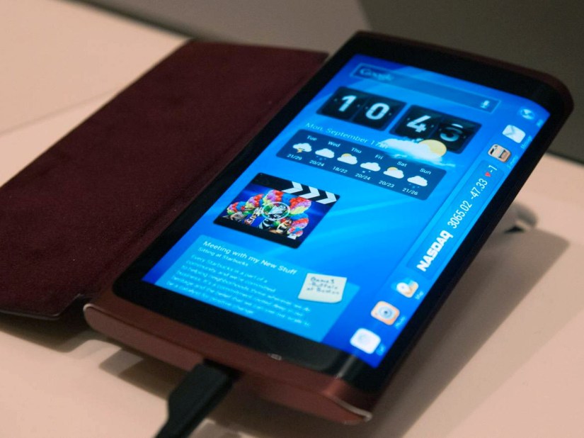 Samsung Galaxy Note 4 could have a flexible three-sided wraparound display