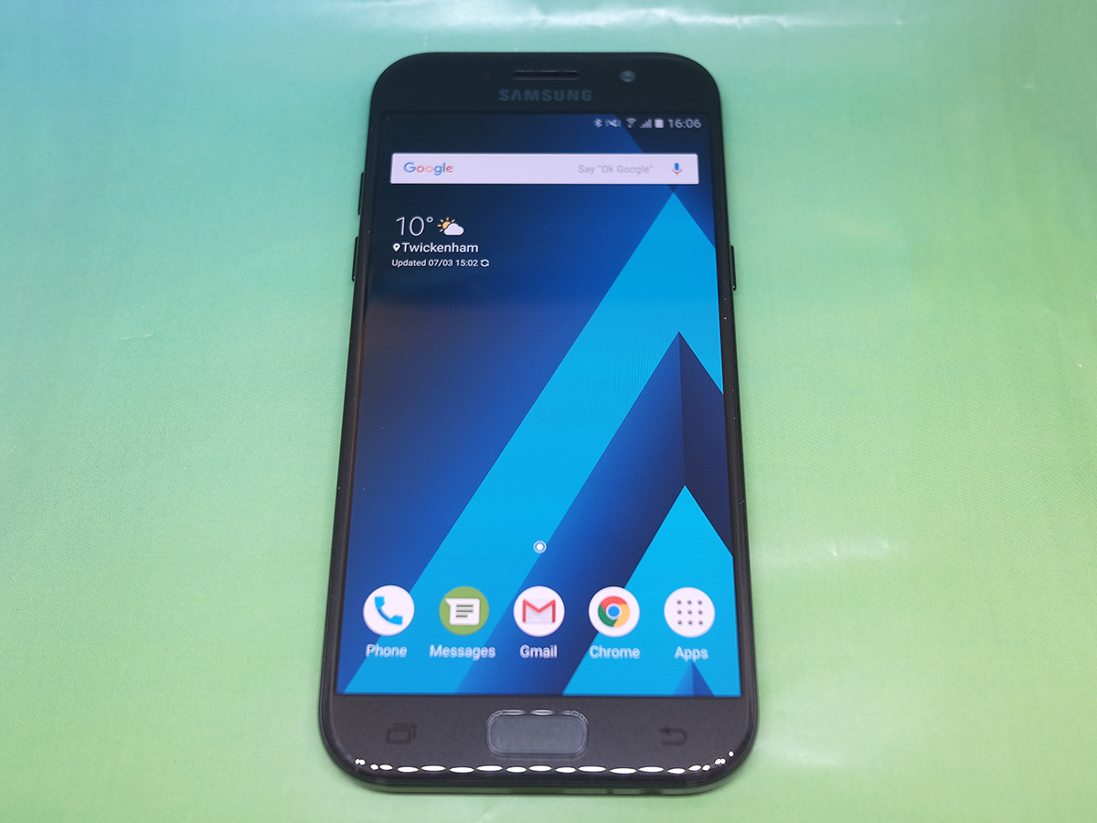 Samsung Galaxy A5 display