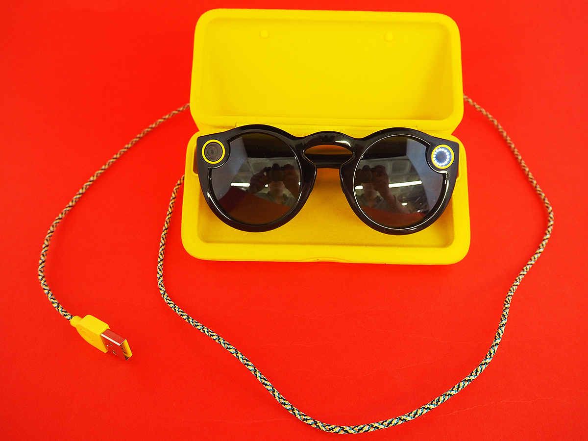 Snapchat Spectacles features: the anti-spycam