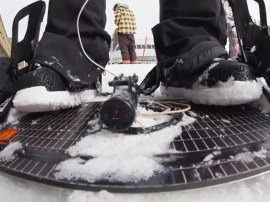 Solar powered snowboard charges your gadgets on the piste