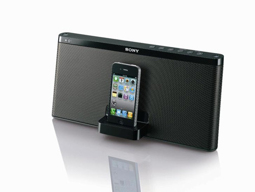Sony breaks out trio of iPhone docks