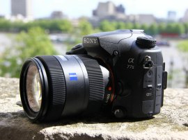 Sony Alpha 77 II hands-on review