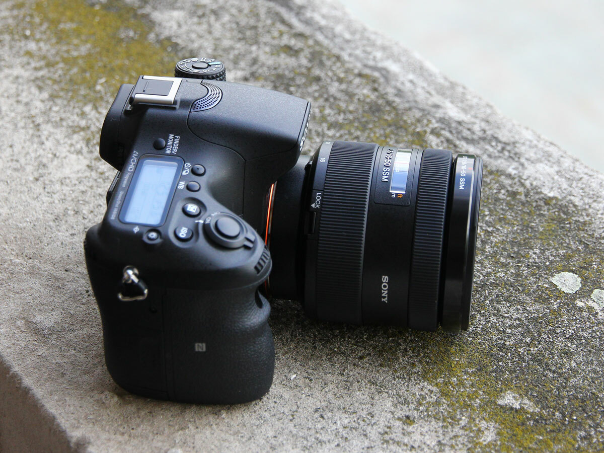 Caucho pavimento Extracto Sony Alpha 77 II DSLR camera hands-on review