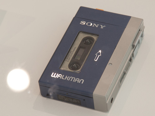 Design Museum makes the Sony Walkman a museum piece