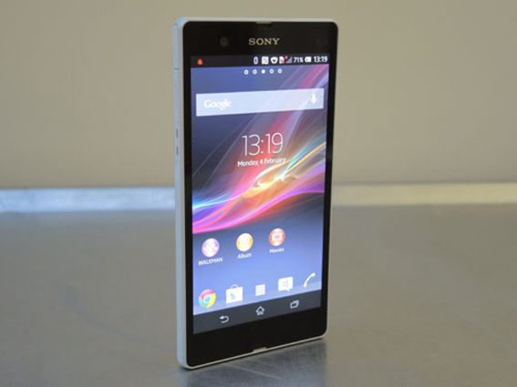 One vs Sony Xperia Z  