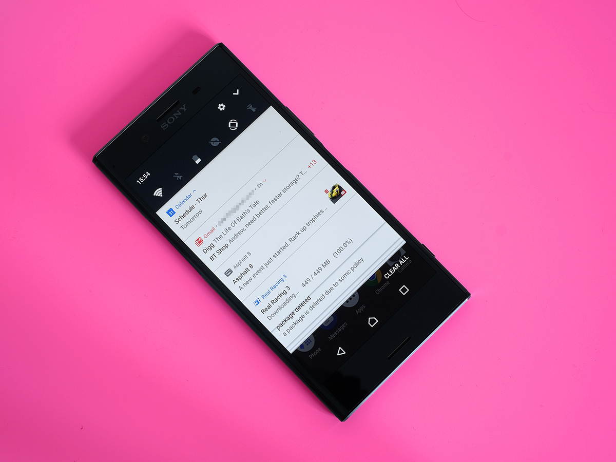 Sony Xperia XZ Premium Software: Branded Nougat