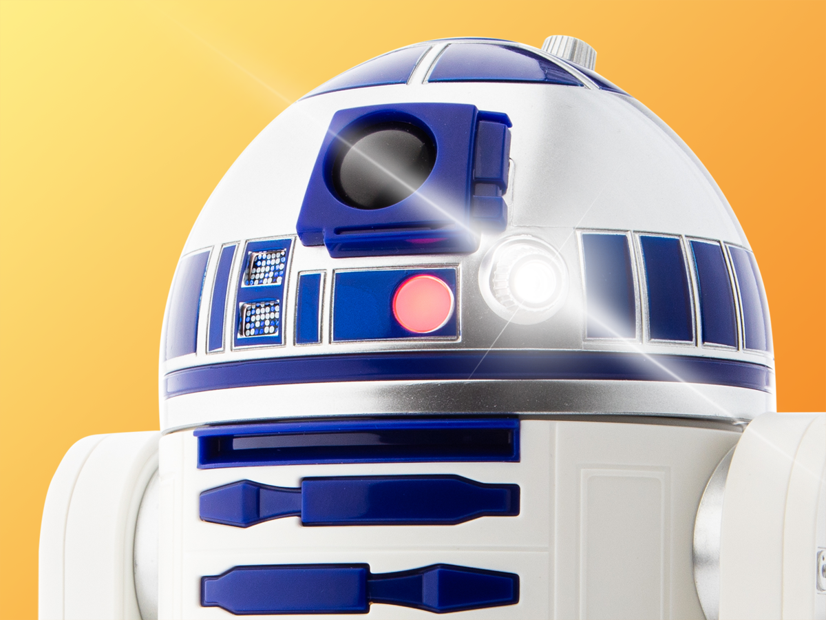 1) He looks uncannily like the real Artoo