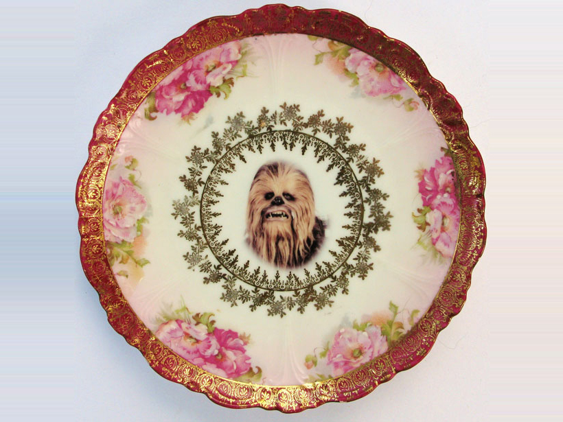 We bet your grandmother would love these ceramic Star Wars plates