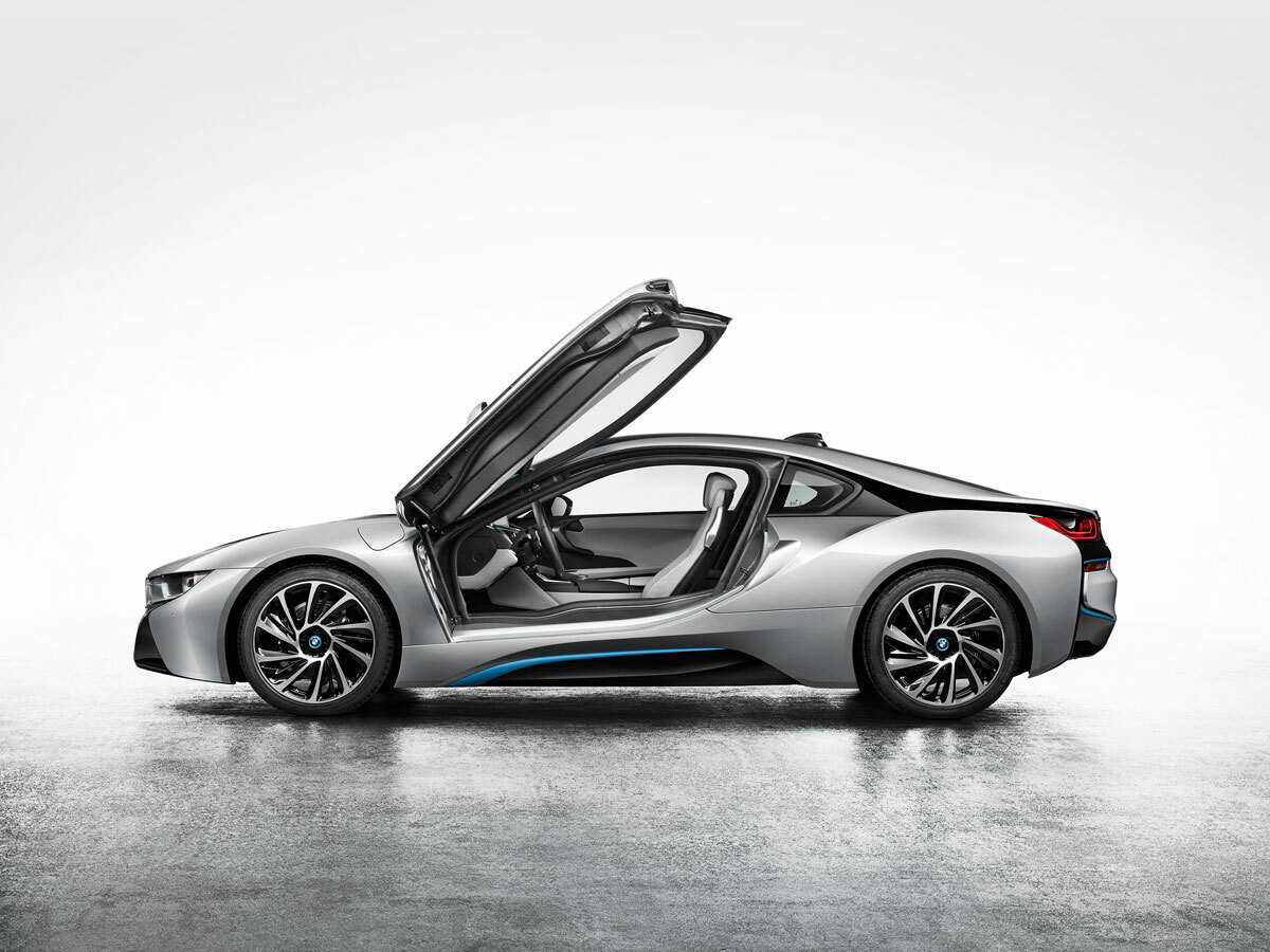 Runner-up: BMW i8