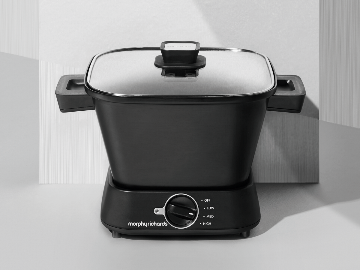 Morphy Richards Sear And Stew Compact