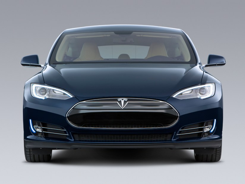 Hacker digs up Tesla P100D evidence – then finds his car downgraded