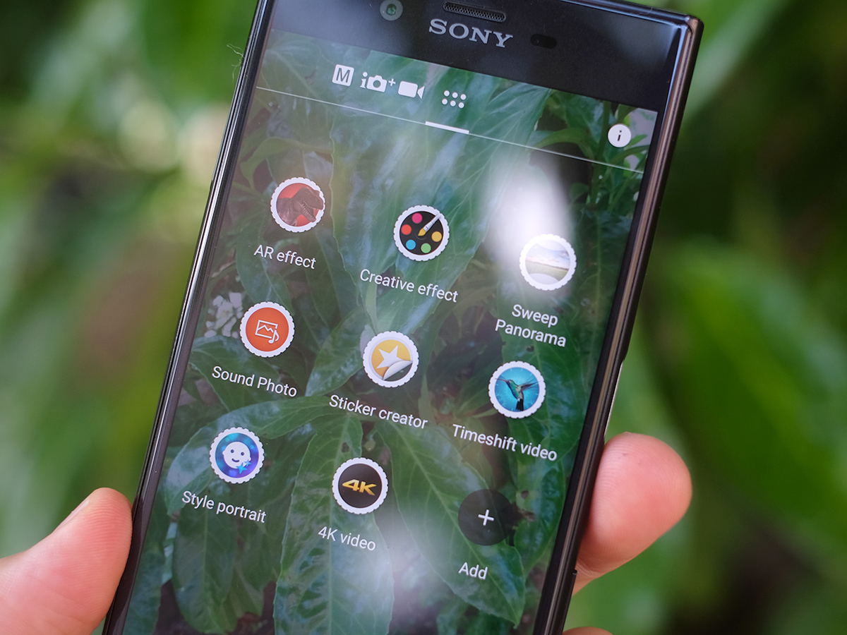 Sony Xperia XZ screen: too colourful for its own good?