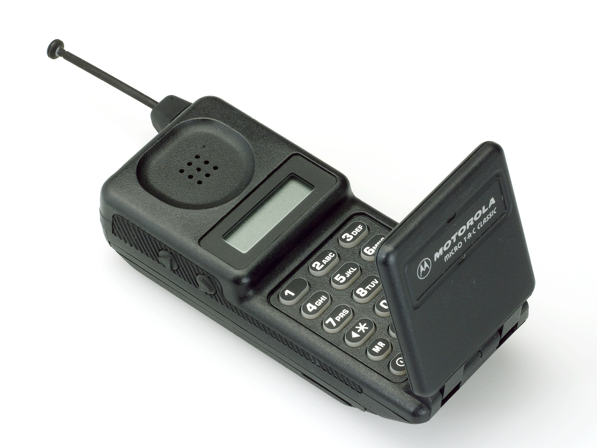 15 ugly phones: Motorola MicroTAC Classic