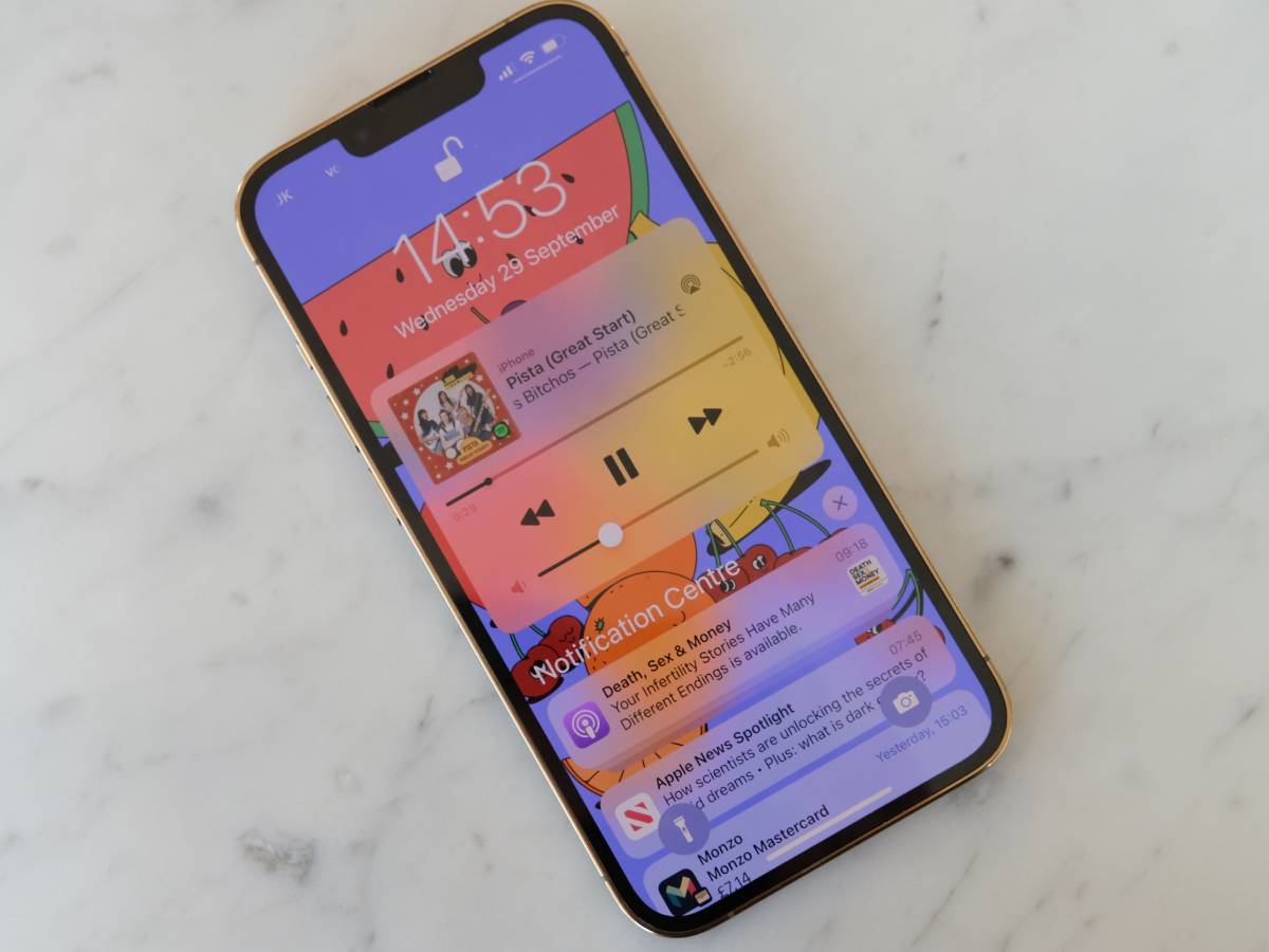 Display and sound: Have I got views for you