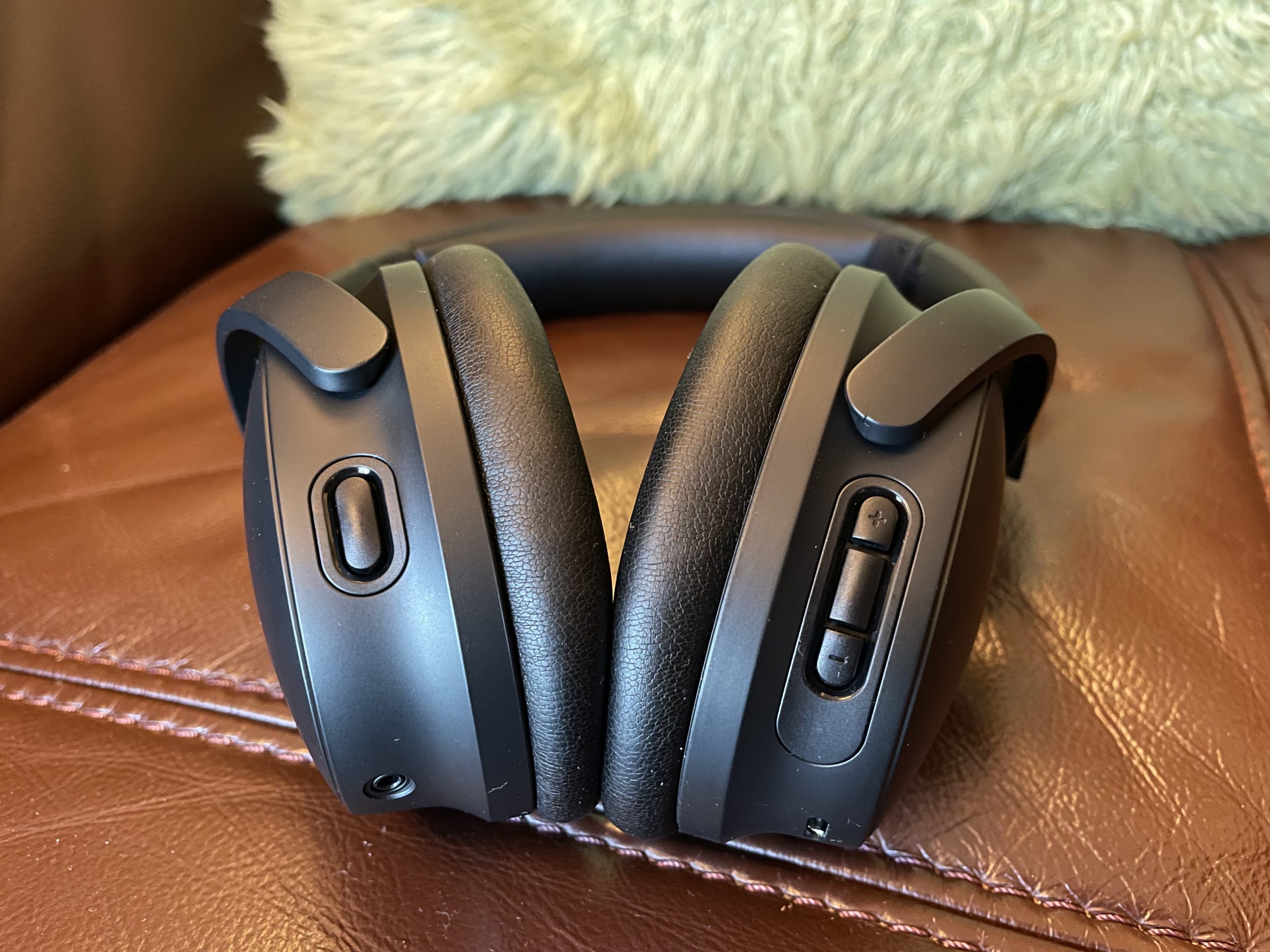 Review: Bose QuietComfort 45 Headphones Update of a Classic - InsideHook