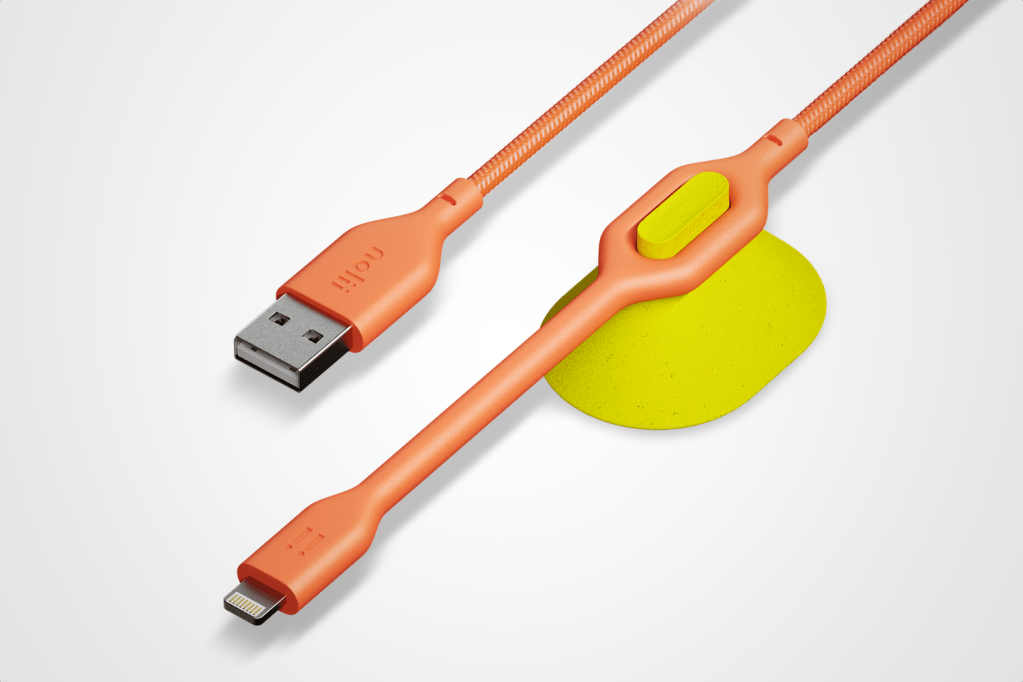 Nolii Loop weighted charging cable
