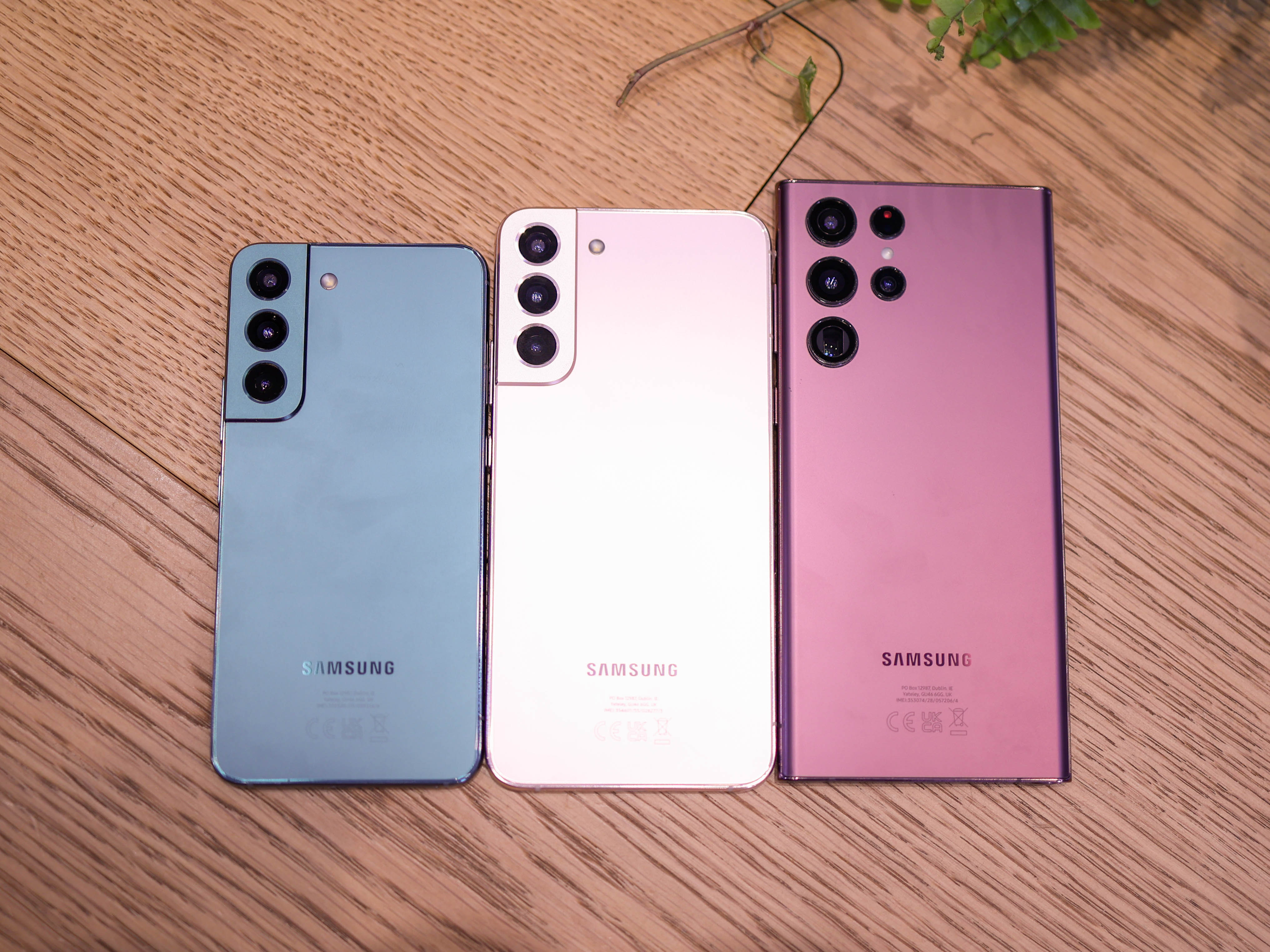 Samsung Galaxy S22 vs S22+ vs S22 Ultra: the three phones compared