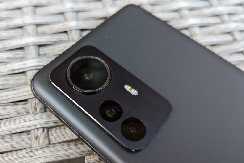 Xiaomi and Leica set to launch a new smartphone together in July