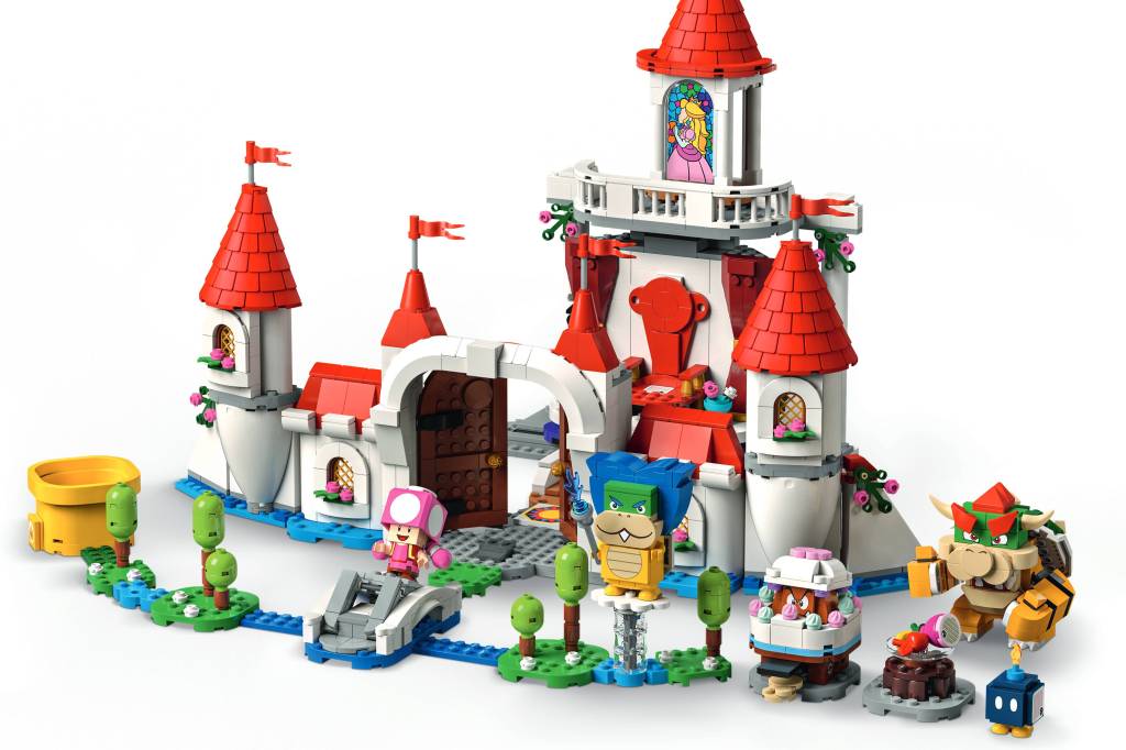 Princess Peach lastly will get the Lego Tremendous Mario remedy with a spread of recent units ￼