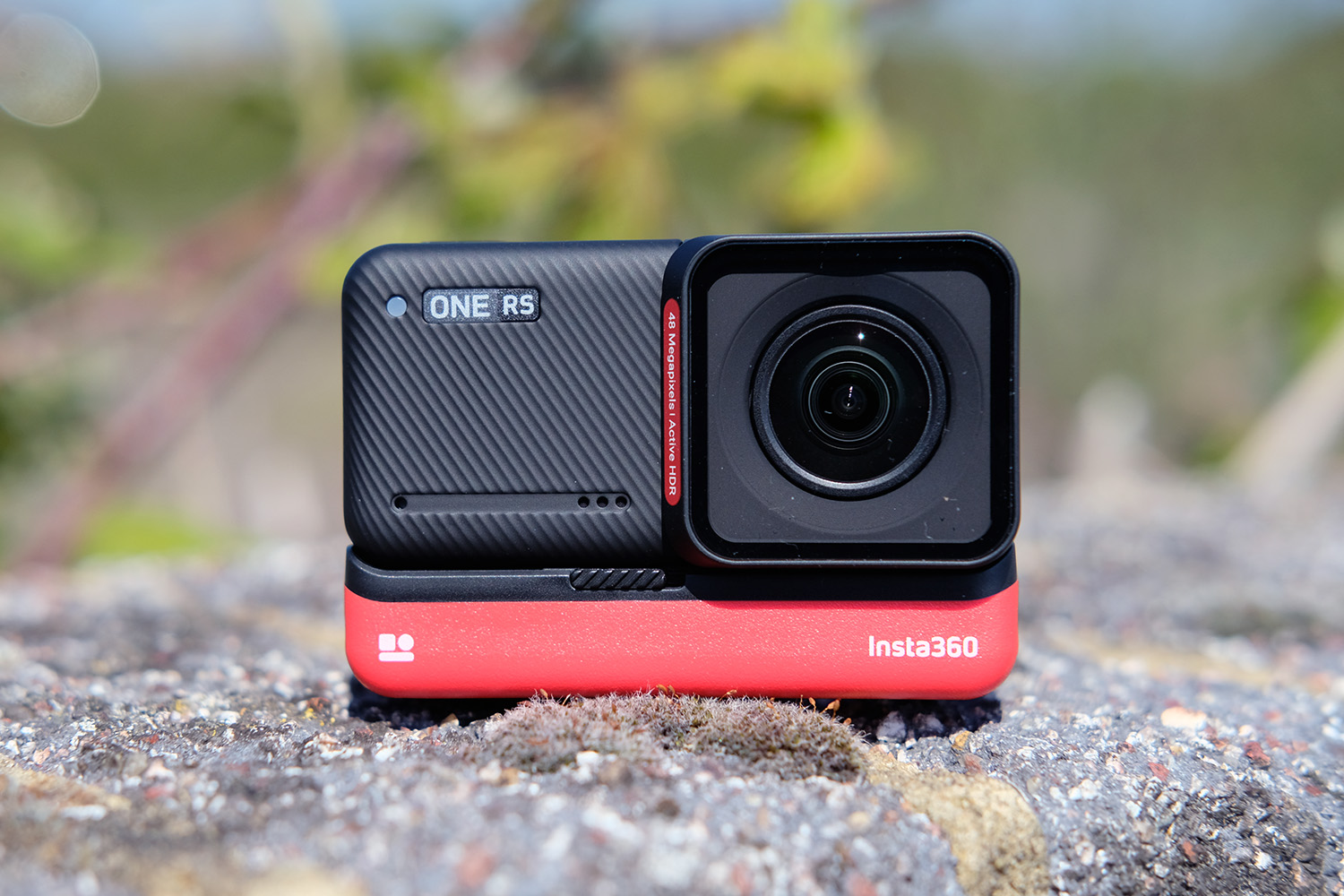 Review: The Insta360 One R is a modular action camera with a 1-type  sensor: Digital Photography Review