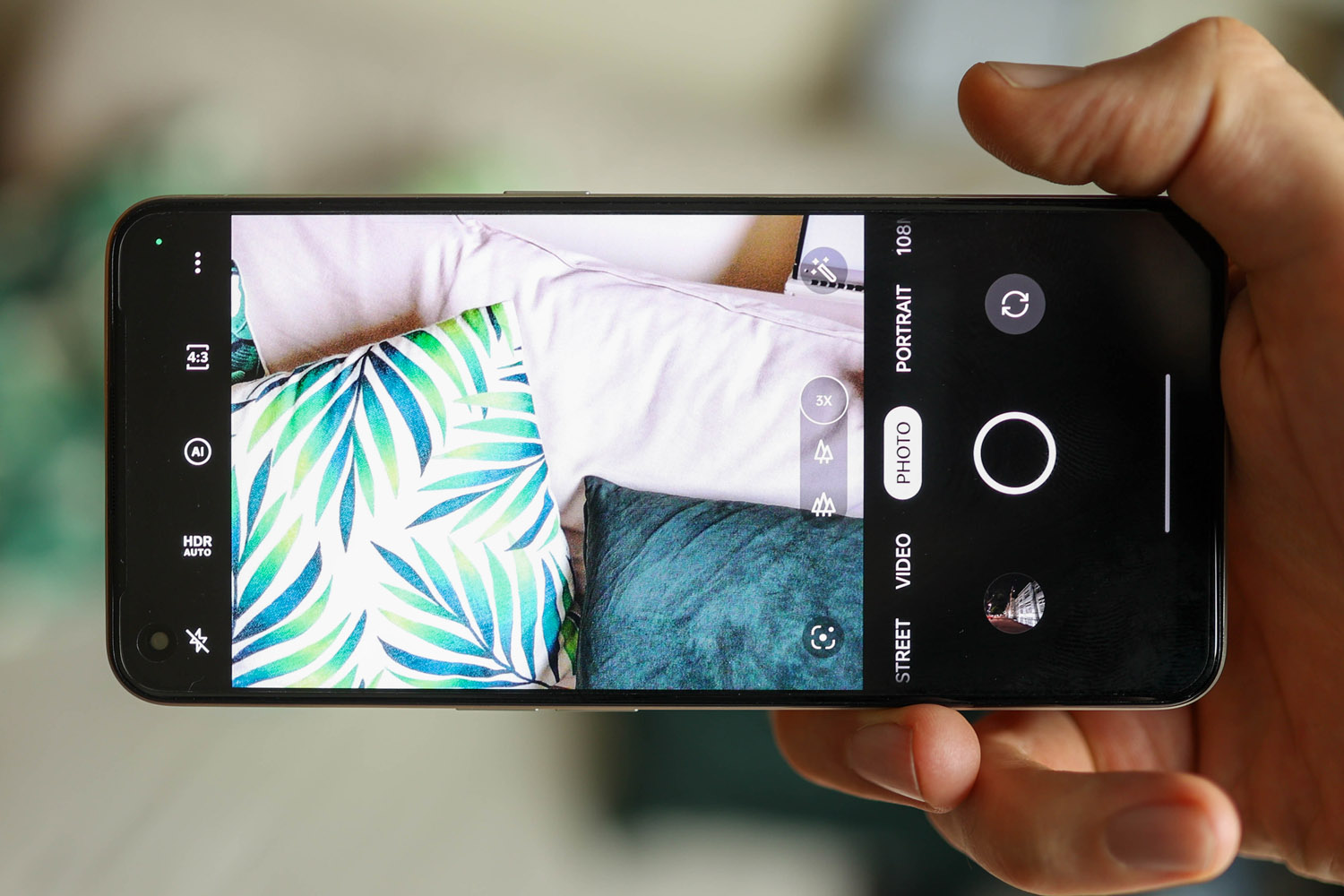 Stuff.tv Realme 9 smartphone review - On-screen handheld camera app