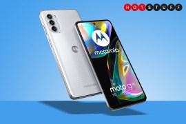 The Moto G82 steps up Motorola’s mobile display game
